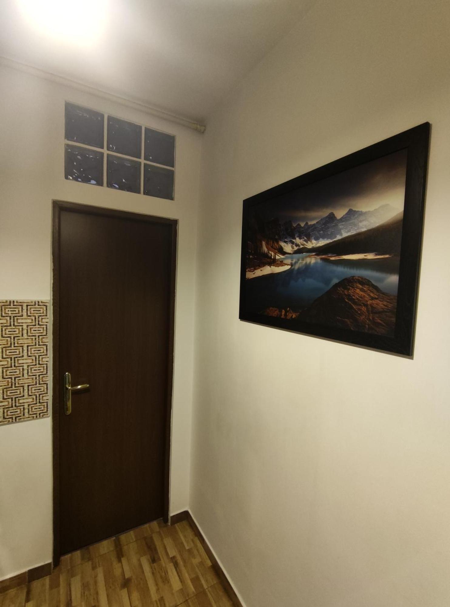 Apartment Christie's *